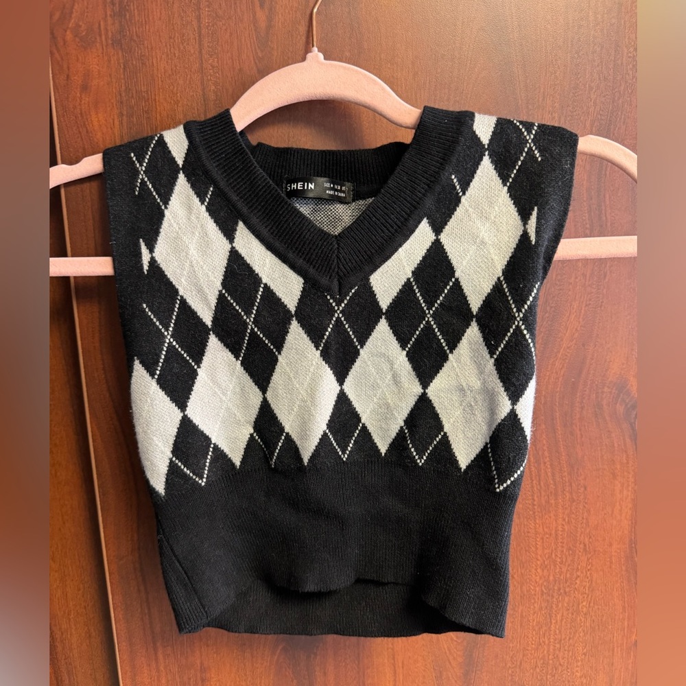 SHEIN sweater vest
